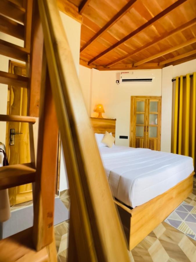 Turtle Wood Cabin Tangalle Luaran gambar