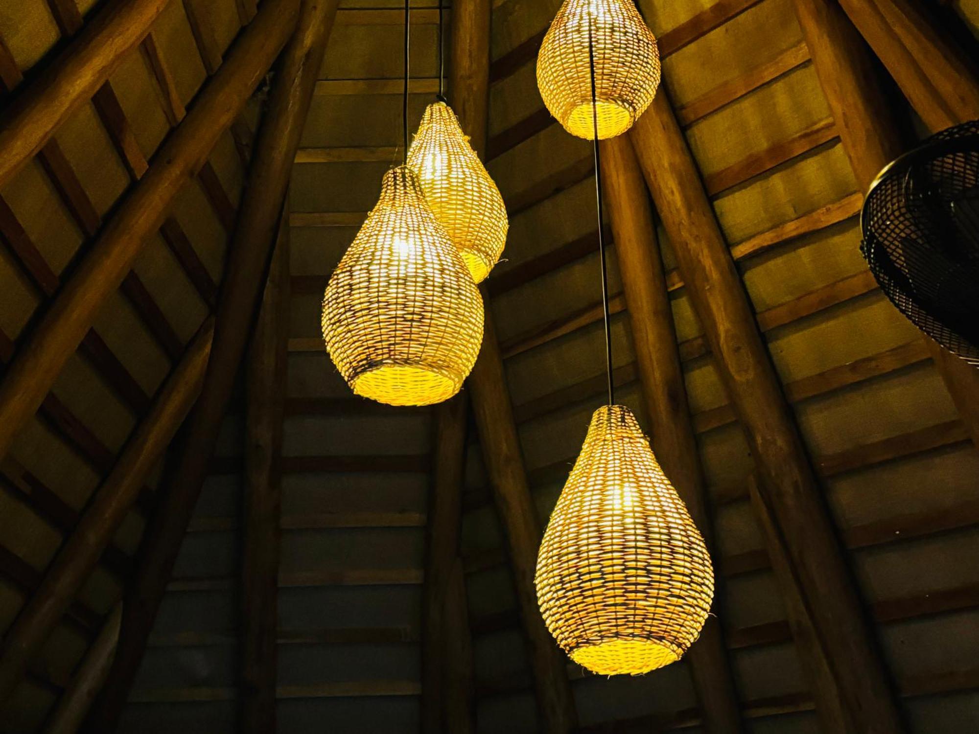 Turtle Wood Cabin Tangalle Luaran gambar